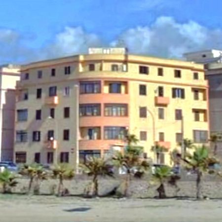 Brezza Di Tramontana Apartment Trapani Exterior foto